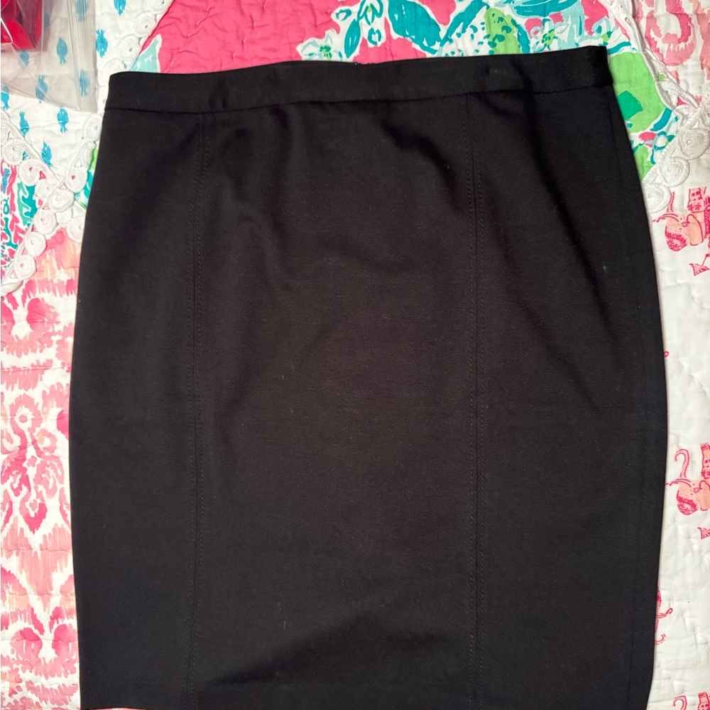 TALBOTS Classic Black Pencil Skirt Size 14, Excellent, never-worn condition